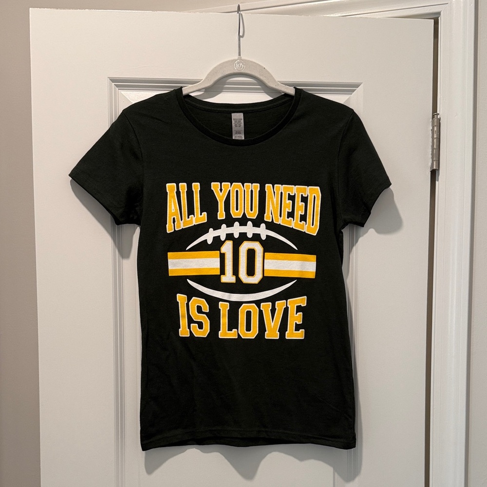 Green Bay Packers Jordan Love Shirt